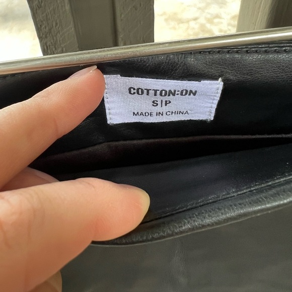 Cotton On women’s black leather skirt‎ - Picture 3 of 4